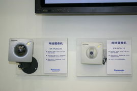 簡約為骨，科技為魂 從松下手機看2004年通信展的設備美學